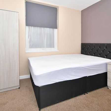 فندق Townhouse At Alton Street كرو المظهر الخارجي الصورة